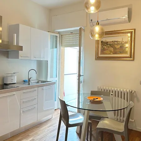La Casa Di Paola E Betti Apartamento Alba  Exterior foto