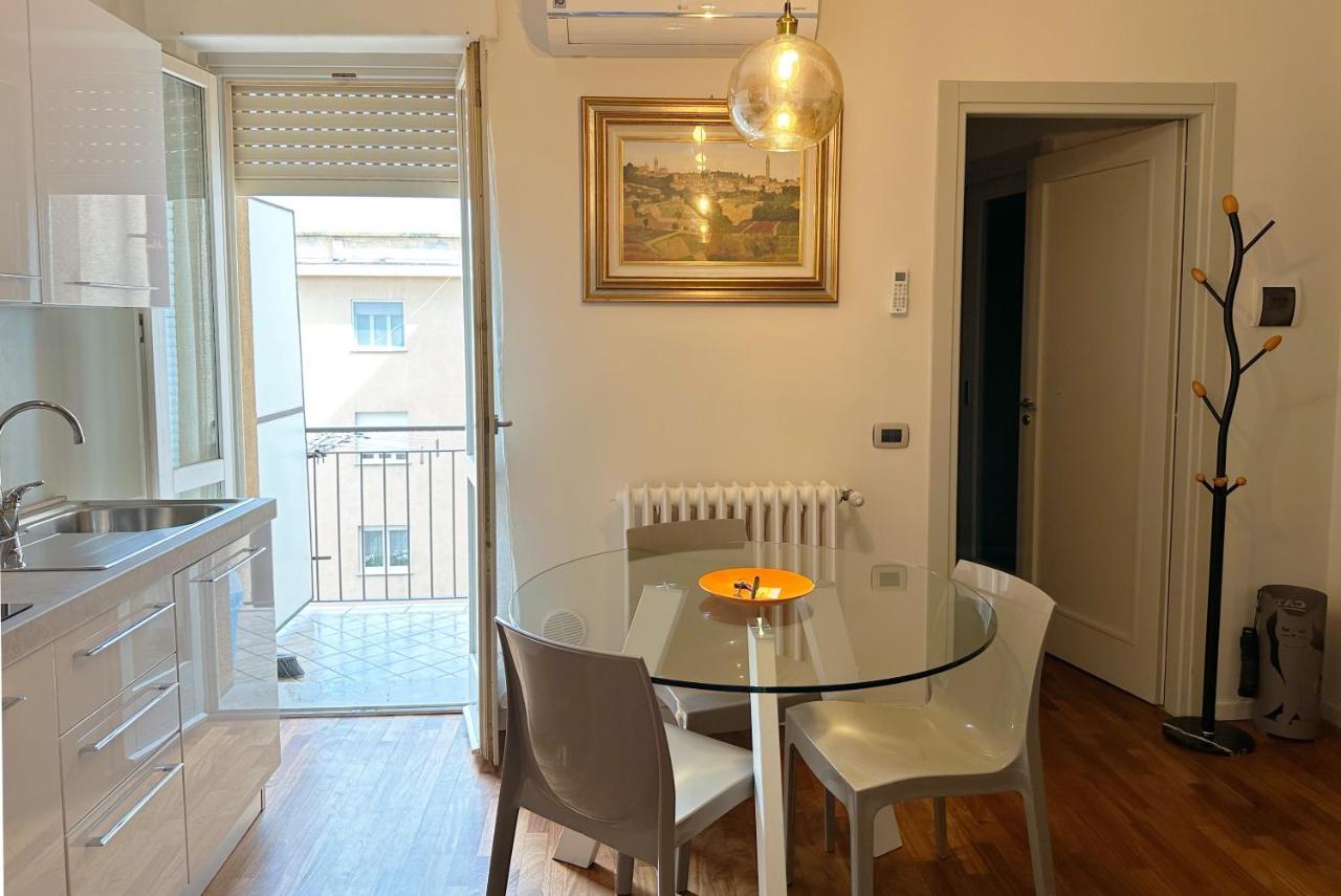 Apartment La Casa Di Paola E Betti Alba (Piedmont)